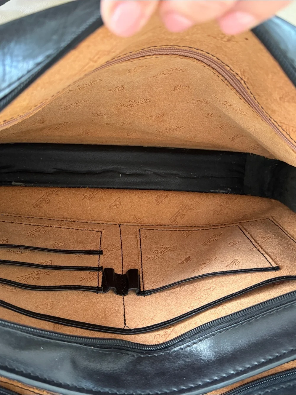 Luxury Italian Leather Briefcase, Messenger Bag, Like New, Premium Quality,Unise